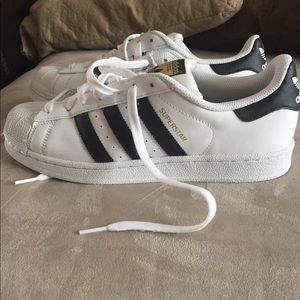 Adidas superstar